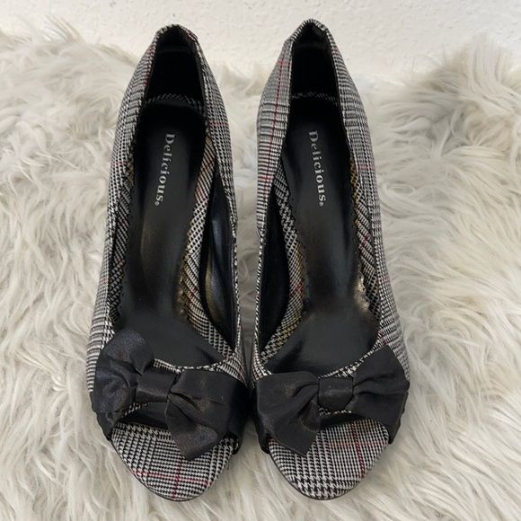 DELICIOUS PLAID PEEP TOE & BOW DECOR HEELS SIZE 8.5 - Picture 1 of 9